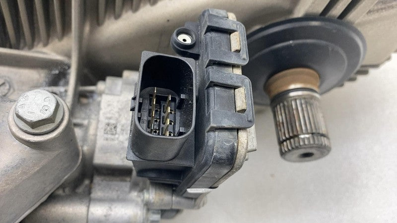 2011-2018 Porsche Cayenne S Transmission Transfer Case Gear Box 4.4L
