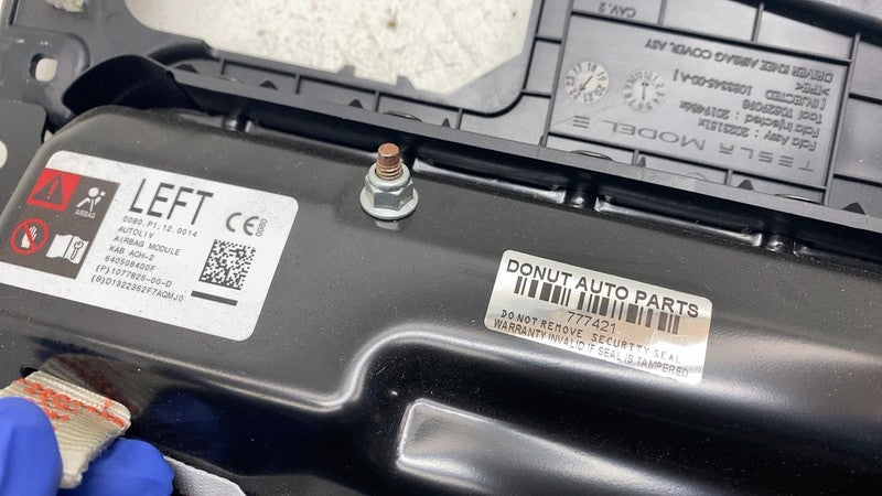 ⭕2017-2023 Tesla Model 3 Front Left Lower Knee Safety Airbag Module 10