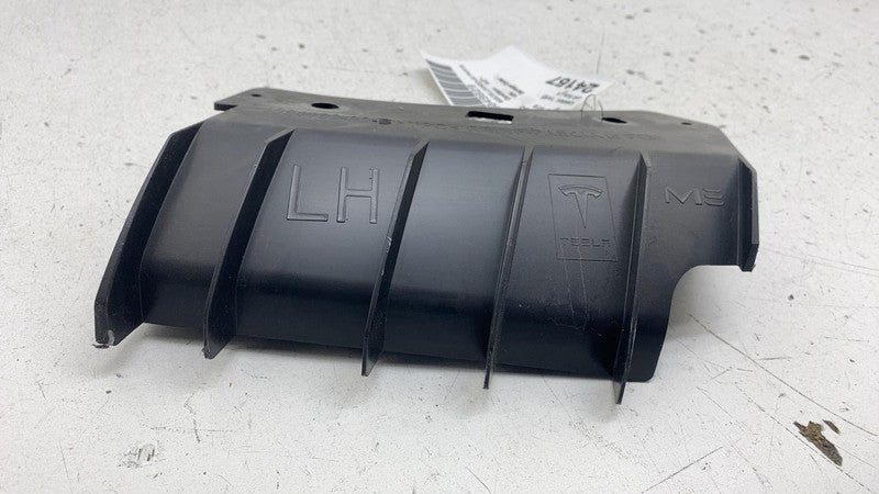 1084169 00 B 2017-2023 Tesla Model 3 M3 Front Bumper End Carrier Upper Left Bracket Support
