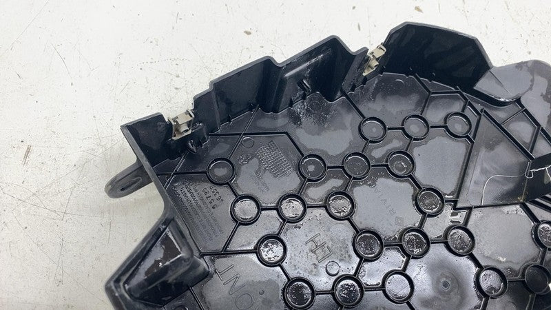 ⭕ 2022 Rivian EDV-700 Van Front Driver Side Bracket Cladding Left LH P