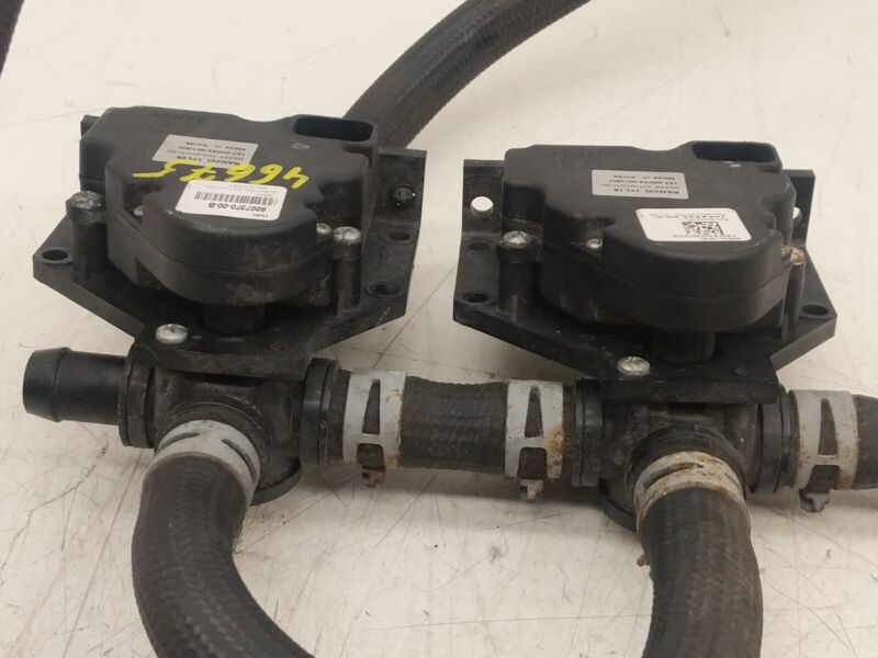 6007370 00 B 2016-2020 Tesla Model X MX Coolant Pump 3 & 4-Way Valve Actuator Motor w/ Hose
