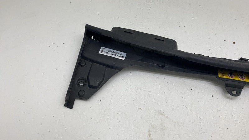 A2055003000 ⭕19-20 Mercedes-Benz C300 Front Air Intake Cleaner Inlet Cover Panel A2055003000