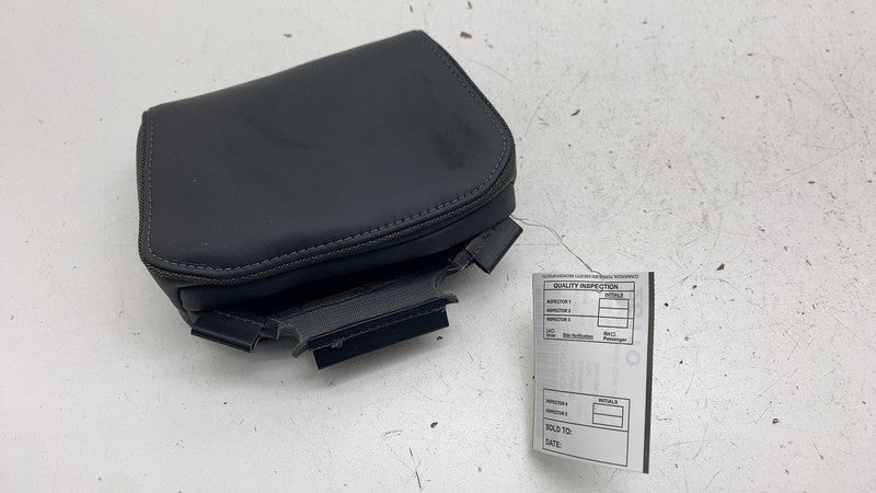 ⭕2025 Rivian R1S Rear Left or Right 2nd Row Seat Headrest Head Rest Co