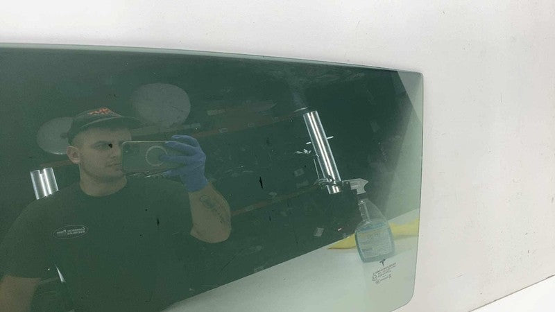 E9 43R-014553 ⭕ 2020-2024 Tesla Model Y MY Rear Driver Side Door Window Glass Left LH Assembly