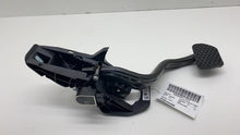 2020 2021 2022 BMW 530e G30 Brake Stop Foot Pedal w/ Height Level Sensor Assy