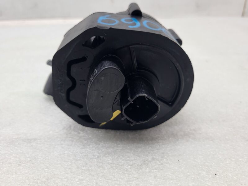 2016-2020 Tesla Model S X Cooling System Auxiliary Water Coolant Pump FWD Assy