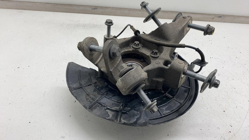 ⭕ 2017-2020 Maserati Levante Rear Driver Side Spindle Knuckle Assy Lef