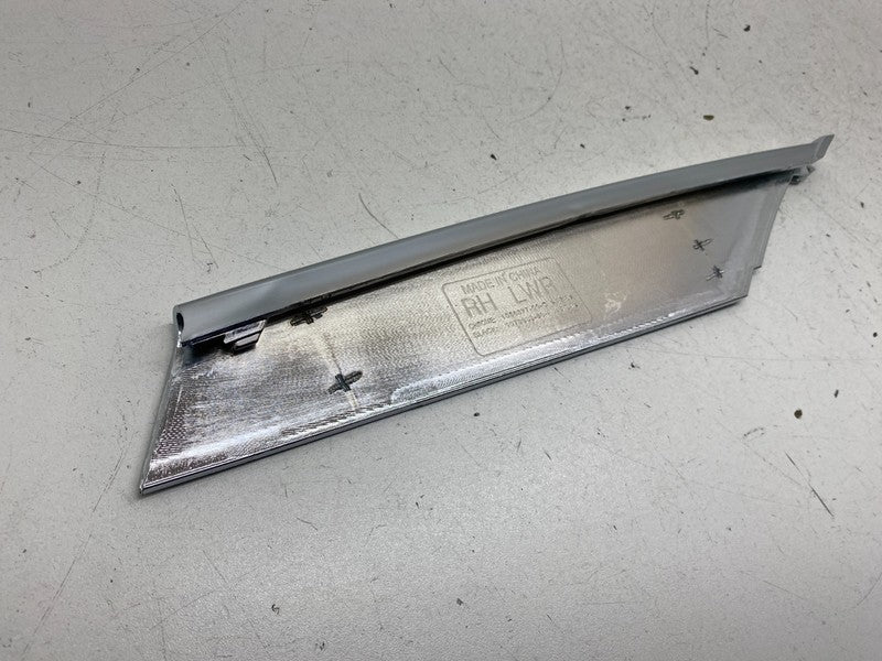 1056377 00 C ⭕ 2016-2020 Model S Right Fog Lamp Spear Cover Lower Strip Chrome 1056377-00-C