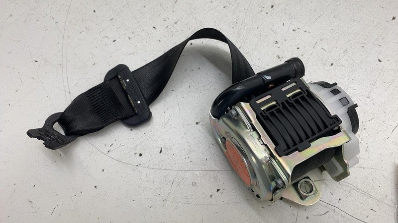 ⭕2019-2023 Audi E-Tron Quattro Left or Right Seatbelt Beat Belt & Retractor Assy