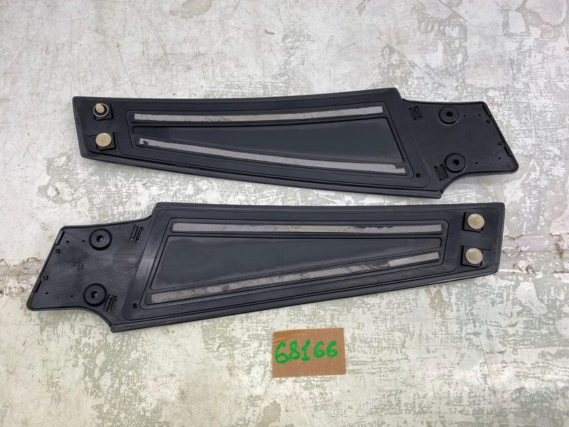 14942 ⭕ 2012-2015 Tesla Model S PAIR Left & Right B-Pillar Molding Applique Glass Trim