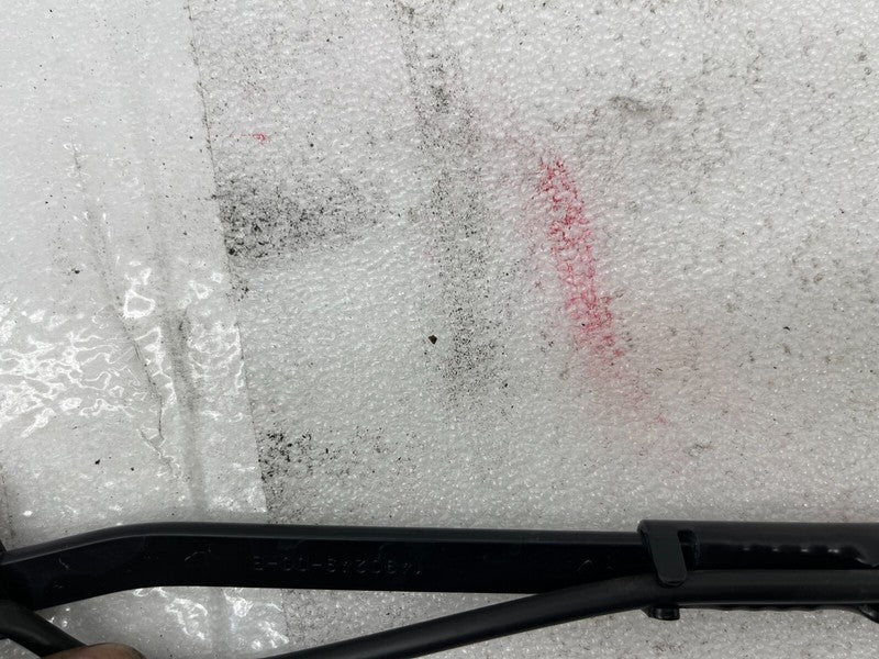 97036203 ⭕2020-2023 Tesla Model Y Front Passenger Side Windshield Wiper Arm & Blade Right