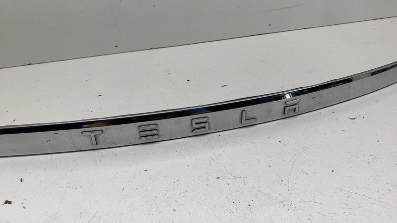 102577600A ⭕ 12-20 Tesla Model S Rear Liftgate Trunk Lid Chrome Trim Molding 1025776-00-A
