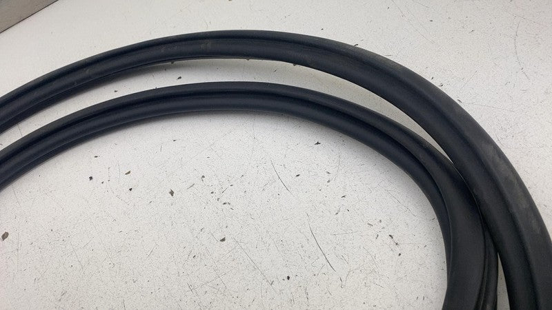 ⭕ 2019-2023 Audi e-Tron Rear Right Door Body Weatherstrip Rubber Seal 
