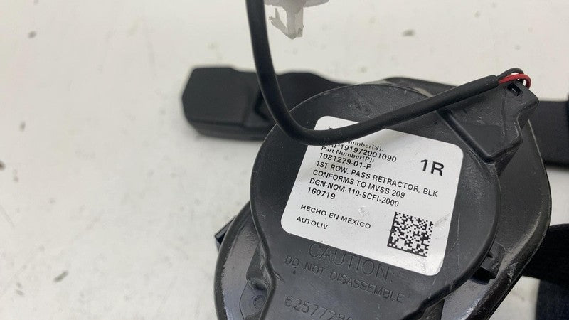 1081279-01-F ⭕ 2017-2023 Tesla Model 3 Front Right 1st Row Seat Belt & Retractor 1081279-01-F