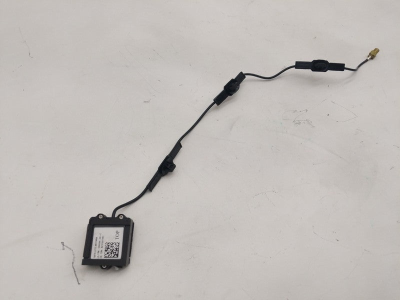 ⭕ 2012-2025 Model S Satellite Radio AM FM Amplifiers Antenna Module 10