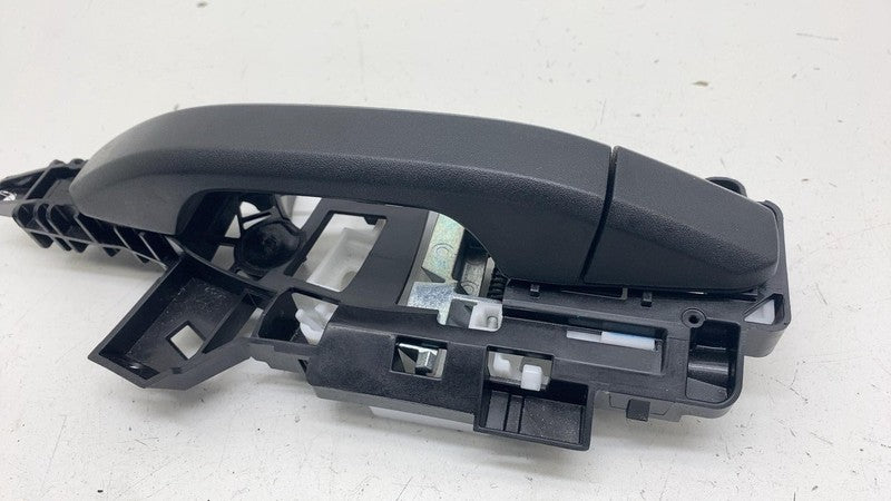 ⭕ 2025 Chevrolet Silverado 1500 Rear Driver Side Exterior Door Handle 