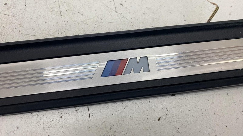 ⭕ 17-20 BMW 540i  Front Left or Right Door Sill Scuff Plate Trim 51478