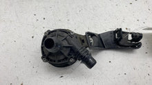 2018-2020 BMW 530e G30 Engine Auxiliary Coolant Water Pump 6834923-02 Assembly