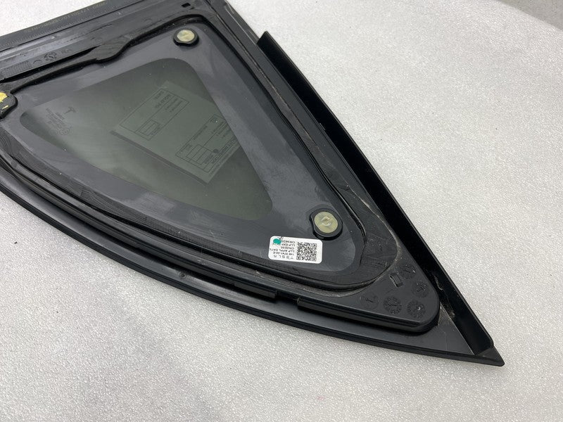 1495741 00 E 2020-2023 Tesla Model Y Rear Passenger Side Quarter QTR Window Glass Right Assy
