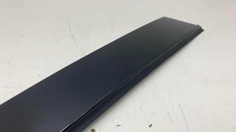 68234033AF ⭕ 17-25 Chrysler Pacifica Rear Left Door C-Pillar Applique Molding LH 68234033AF