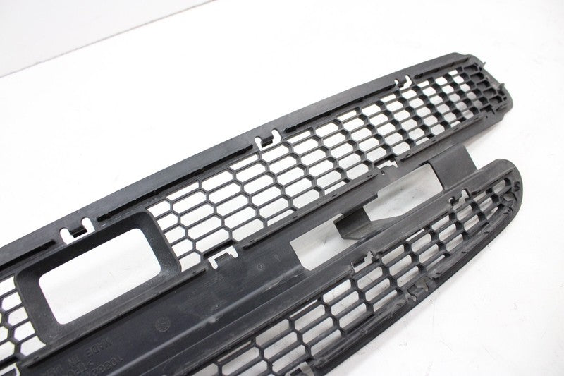 1038211 00 A ⭕ 12-15 Model S MS Front Bumper Mesh Grille to suit w/ Sensor Slot 1038211-00-A