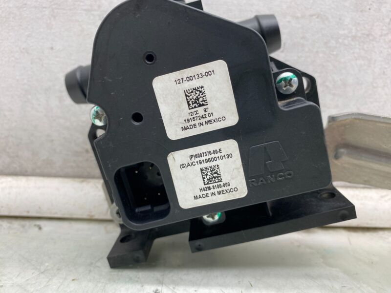 2012-2020 Tesla Model S X Coolant Pump Cooling Valve Actuator 4-Way with Bracket