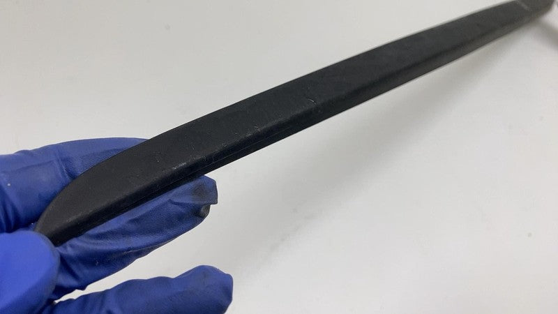 9Y3 854 327 ⭕ 2020-2024 Porsche Cayenne Front Left Windshield Molding Strip Trim 9Y3854327