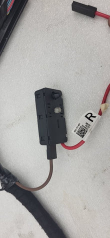 ⭕20-24 Model Y Rear Liftgate Trunk Wire Harness & Connector Antenna 1616689-00-C