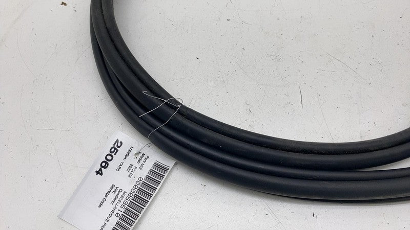 31662570 ⭕21-23 Polestar 2 Rear Passenger Side Door Body Weatherstrip Seal Right 31662570