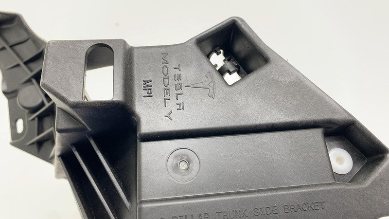 ⭕ 2020-2024 Tesla Model Y Driver Side Trunk Trim Support Bracket Left 