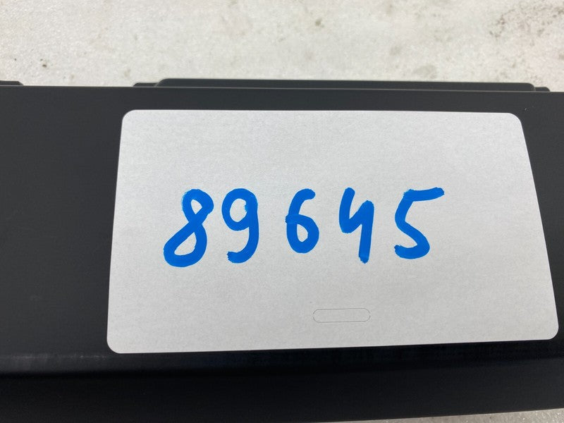 1105135 00 E ⭕ 2018-2020 Model X Rear Right Door Sill Trim Cover Spine Racetrack 1105135-00-E