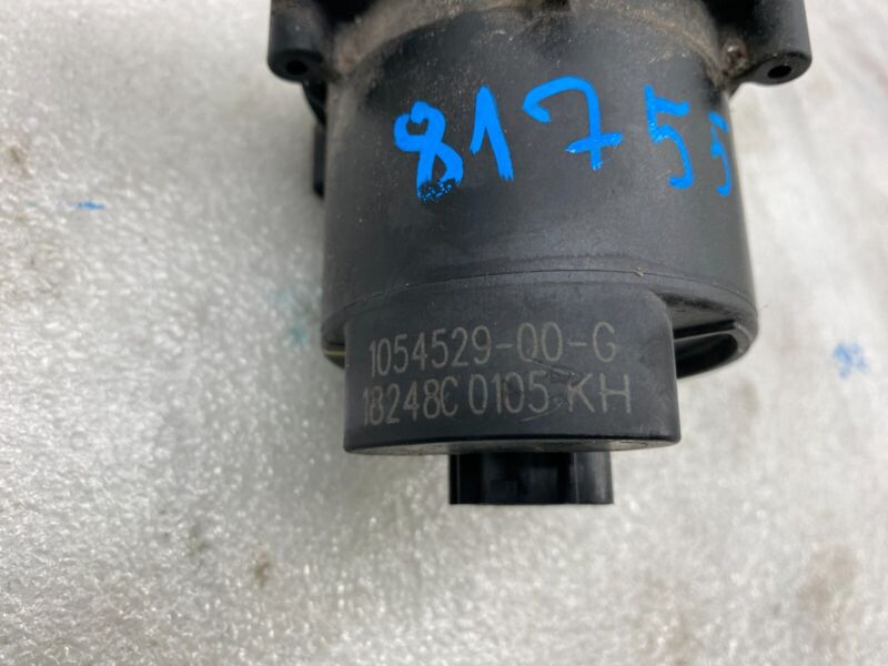 105452900G 2016-2020 Tesla Model X MX Additional Auxiliary Water Pump Assembly 1054529-00-G