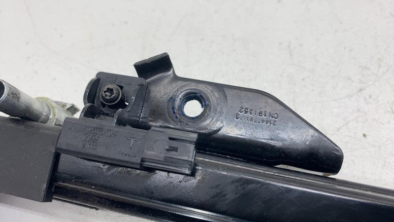 ⭕ 17-23 Model 3 Front Passenger Side Seat Rail Track Section Right 110