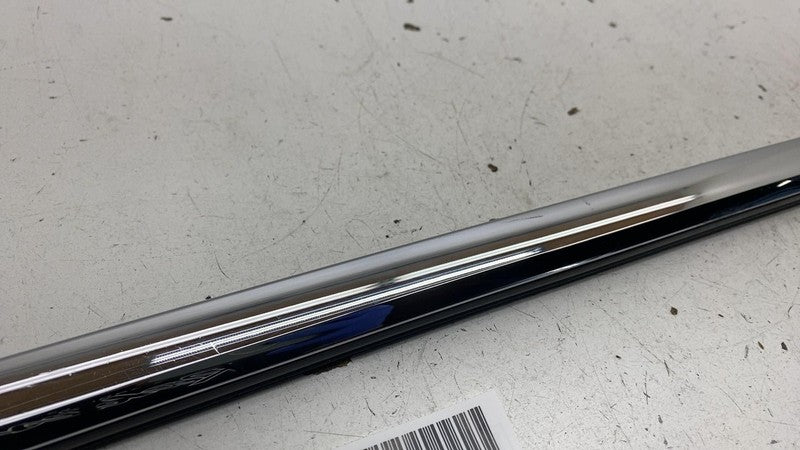 ⭕ 18-21 Lincoln Navigator Rear Left Side Door Window Belt Molding Chro