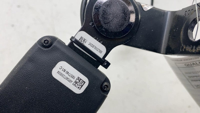 ⭕24-25 Tesla Model 3 Rear Driver Side 2nd Row Seat Belt Buckle Left 18