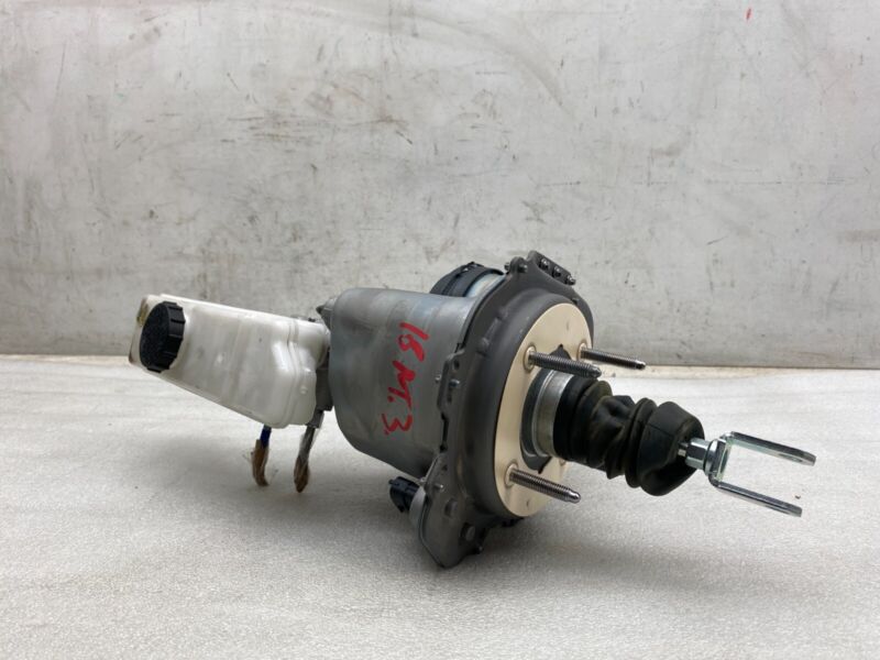104467199F 2017-2023 Tesla Model 3 iBooster Power Brake Booster Master Cylinder Reservoir