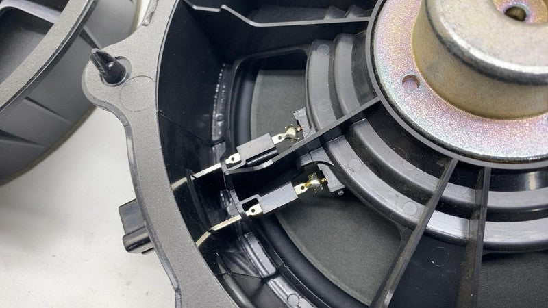 107974400E 2017-2024 Tesla Model 3 Y Front Door Audio Woofer Speaker 200MM Assembly x2 OEM