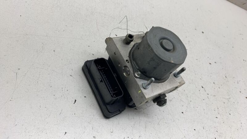 600636300C 2012-2015 Model S Hydraulic Control ABS Anti-Lock Brake Pump Module 6006363-00-C
