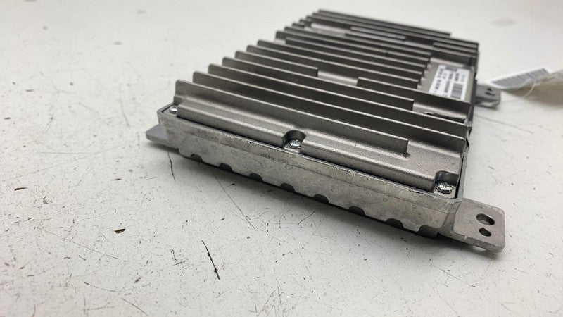 PT00579002C ⭕ 22-26 Rivian R1S Audio Radio Stereo 16 Channel Amplifier Module PT00579002-C