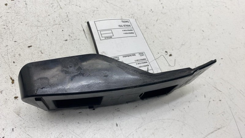 ⭕ 17-23 Tesla Model 3 Rear Left Taillight Tail Lamp Mount Bracket 1083