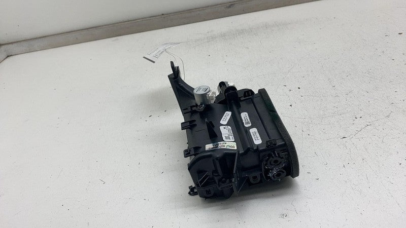 PT00014146 ⭕ 2022-2024 Rivian R1T Front Center Passenger Side AC Vent Trim Right PT00014146