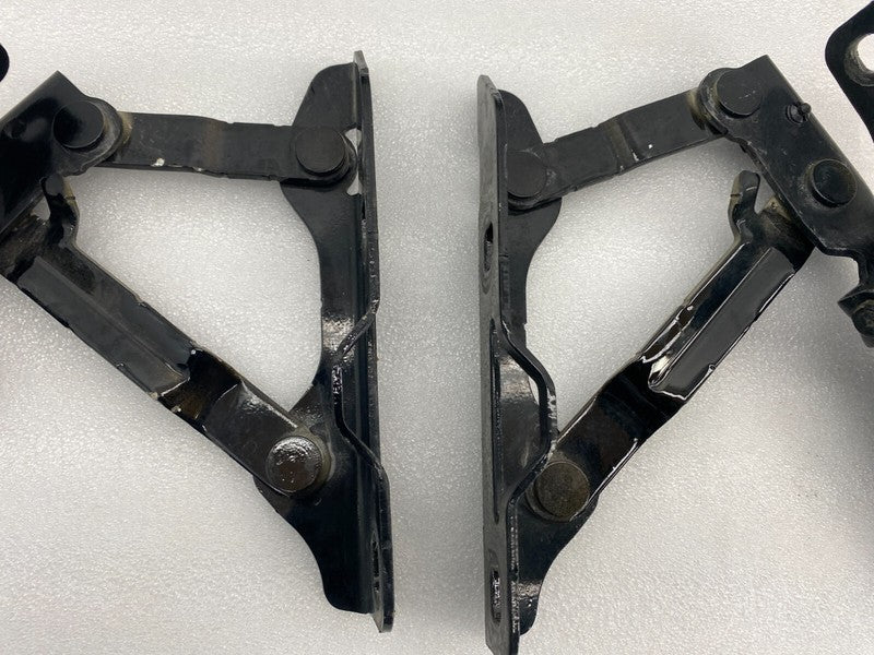 600673700E ⭕ 12-15 Model S Front Left & Right Hood Hinge Closure 6006737-00-E/6006738-00-E