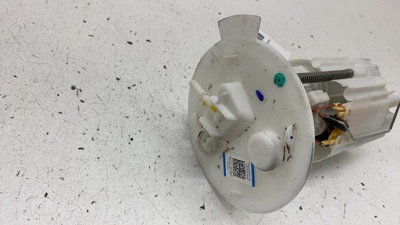 2013 2014 2015 2016 2027 2018 Ford C-Max Electrical Gas Fuel Pump Asse