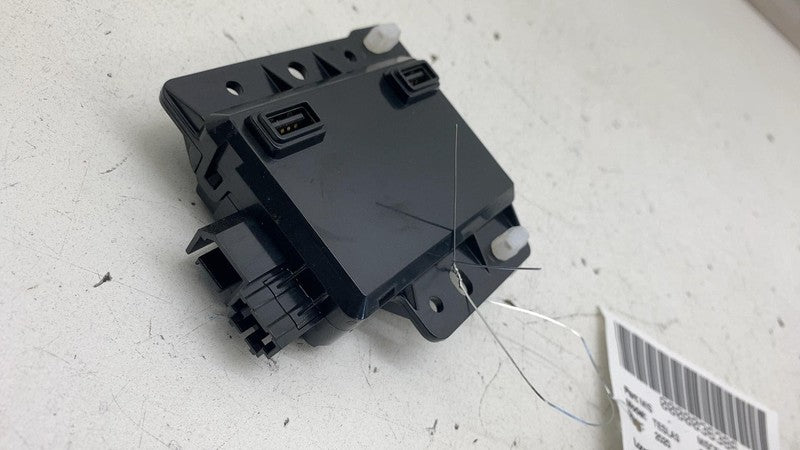 ⭕ 17-23 Model 3 Center Console Front USB Hub Charger Control Module 10