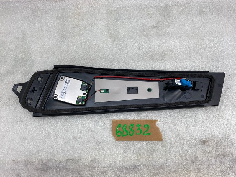 110926390F ⭕ 17-23 Model 3 Driver Side B-Pillar Applique Glass w/ Camera Left 1092978-00-C