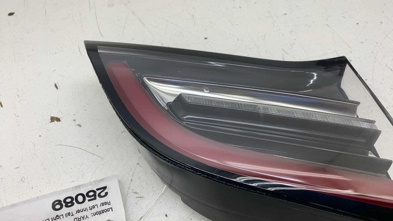 1077401-00-E ⭕ 2017-2023 Model 3 Rear Left Inner Taillight LED Tail Lamp 3-Pin 1077401-00-E