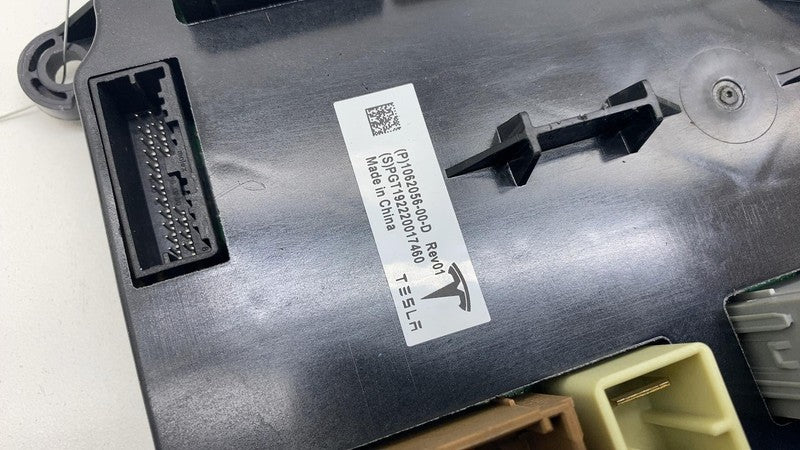 106205600D 2016-2024 Tesla Model X Rear Falcon Controller Door Control Module Assembly OEM