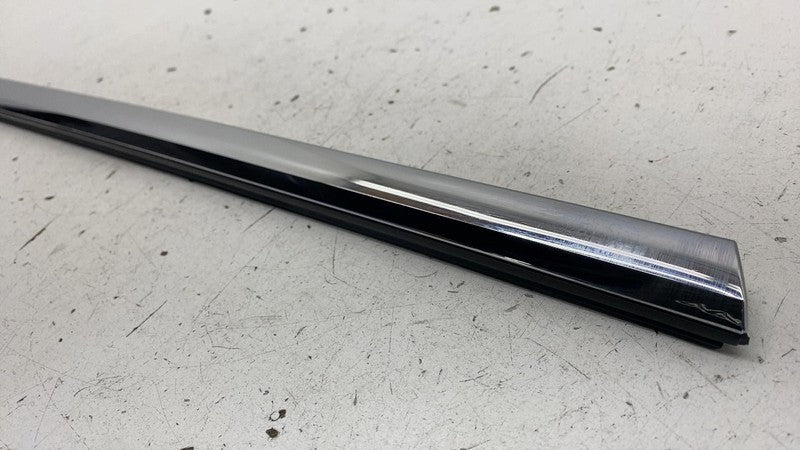 ⭕ 18-21 Lincoln Navigator Rear Left Side Door Window Belt Molding Chro