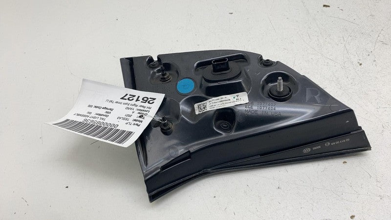 ⭕ 2017-2023 Model 3 Rear Right Inner Taillight LED Tail Lamp 3-Pin 107