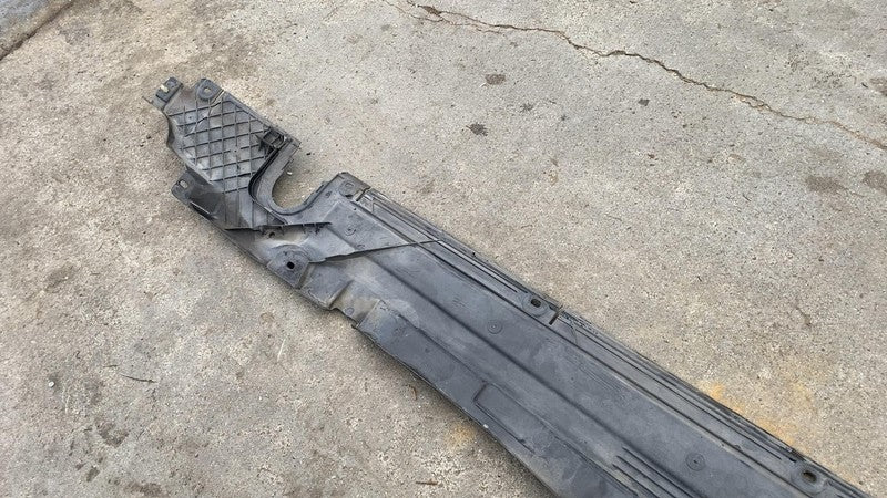 2011-2018 Porsche Cayenne Right Underbody Splash Shield Guard Assembly
